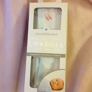 Miracle Blanket Adventure Awaits Swaddle Babies newborn -14 weeks pink NEW
